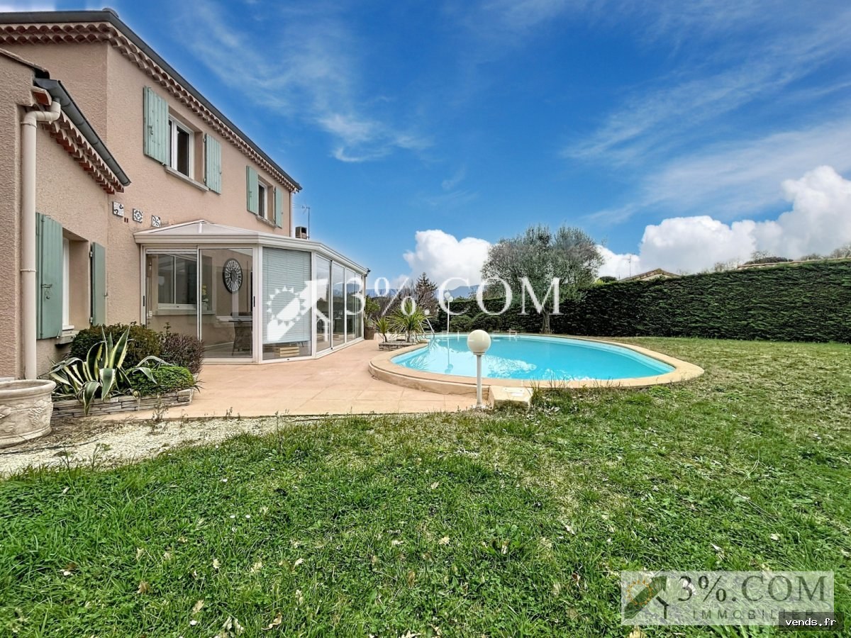 Maison 5 pièce(s) 3 chambre(s) 178 m²