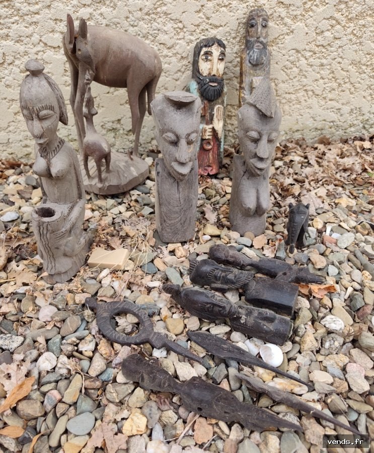 Lot statuettes sculptures africaines bois + objets anciens ethniques