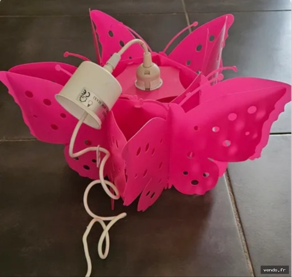 Lustre plafonnier papillons roses chambre fille - déco enfant