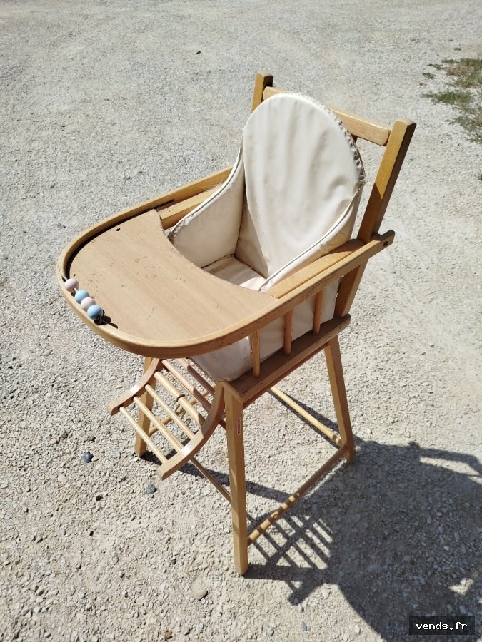 Chaise haute bébé en bois