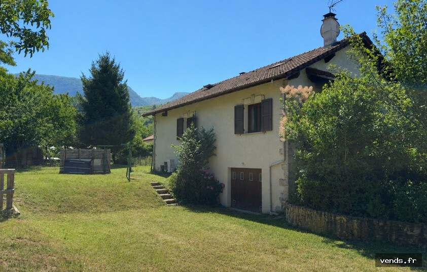 Maison 6 pièce(s) 5 chambre(s) 140 m²