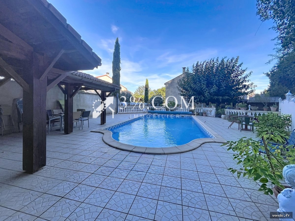 Maison 6 pièce(s) 3 chambre(s) 179.73 m²