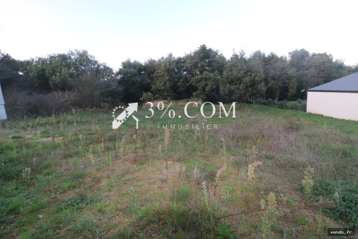 Terrain 1065 m²
