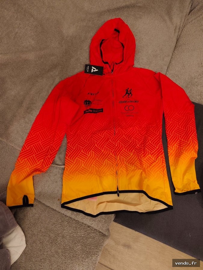 Vestes Courir à Valence saison 2025